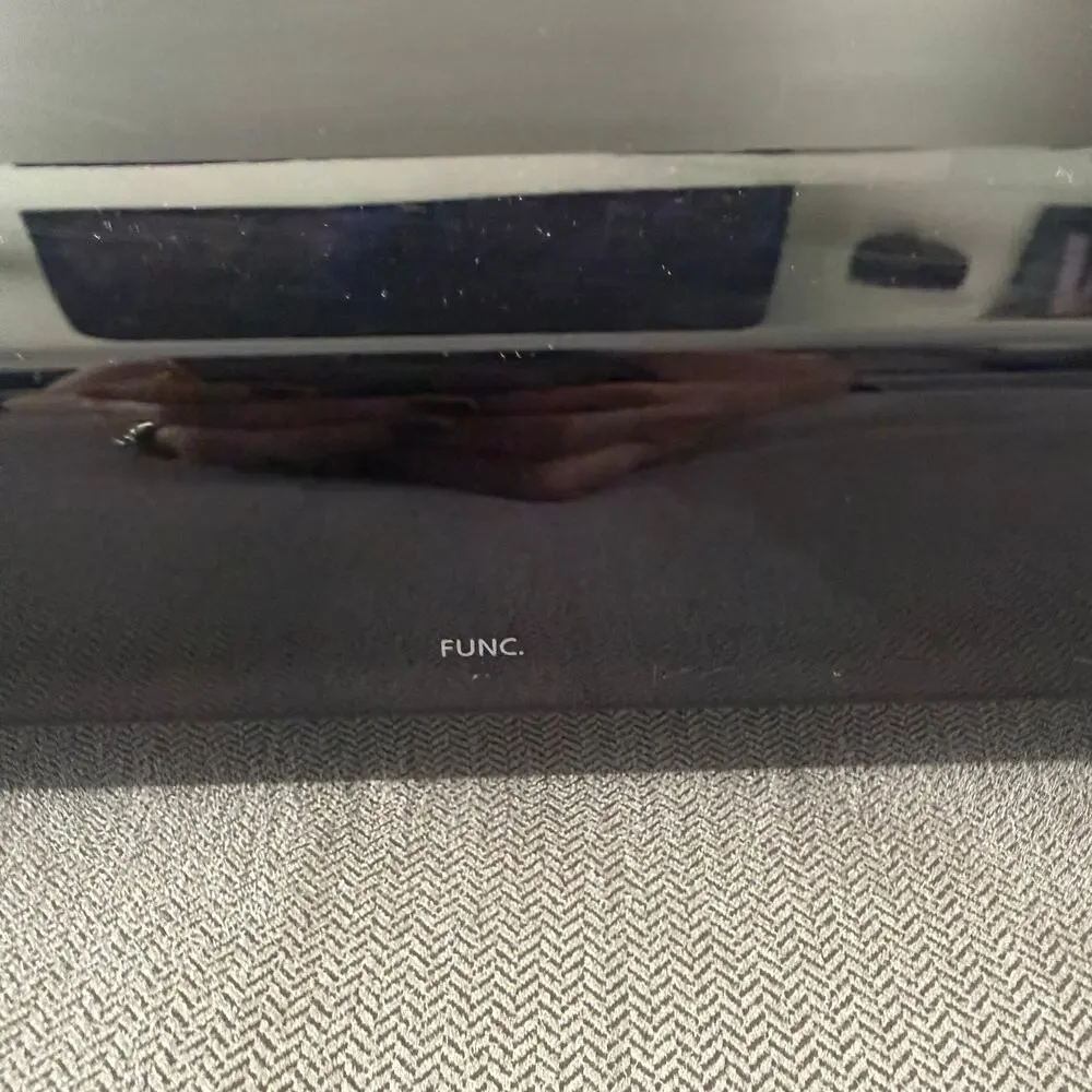 Samsung HT-Z320 DVD Home Theater Receiver Main Unit Powers On No Remote